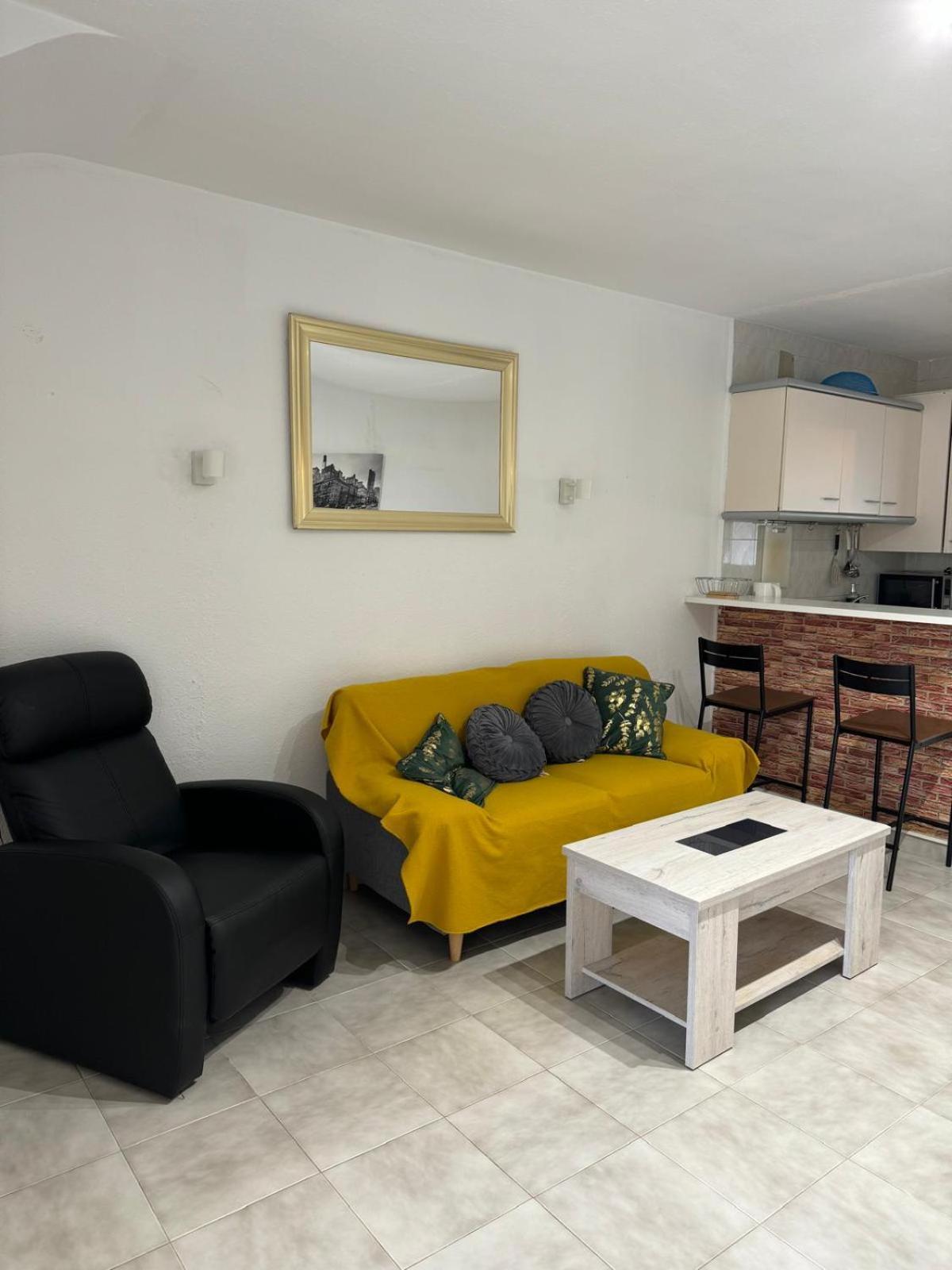 Villa Mare - 2 Beds With Balcony, Patio And Pool And Direct Park Access Múrcia Exterior foto
